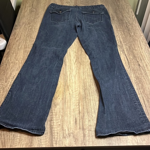 Tommy Hilfiger jeans in like new condition size 10 Bootcut - Picture 5 of 7
